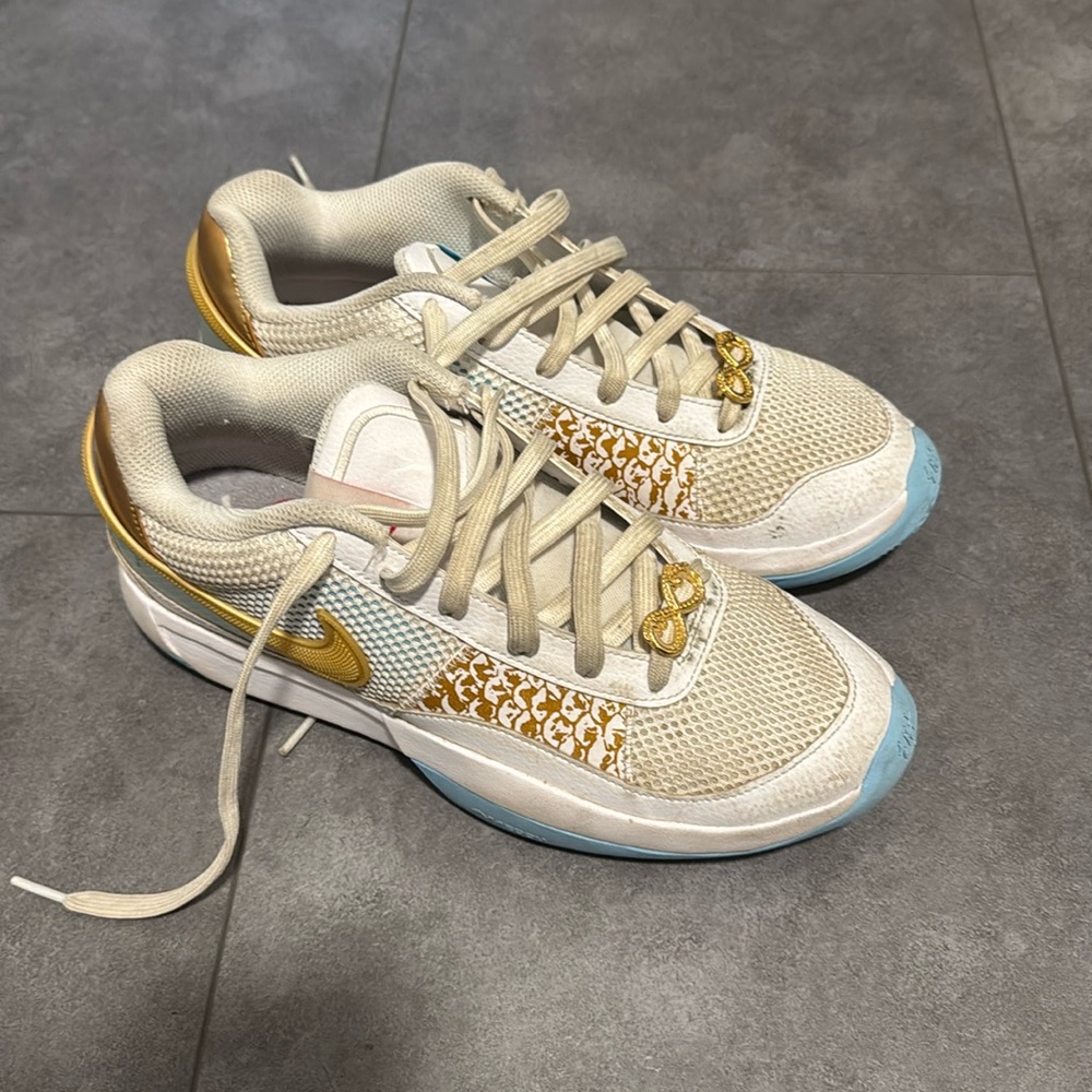Chinese new year dragon gym shoe
